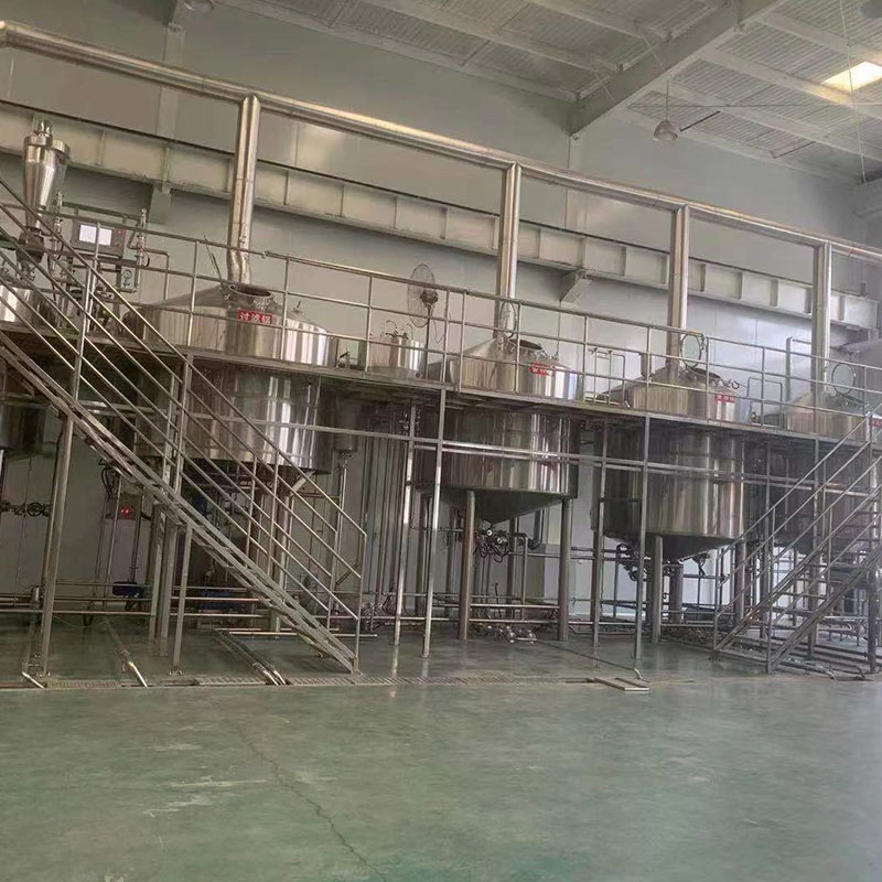 天山精酿啤酒设备厂—平面布置、设备设计、制造、调试、培训等一条龙服务_COPY